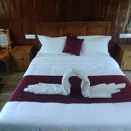 Don'S River Valley Jungle Resort Maraiyūr Zewnętrze zdjęcie