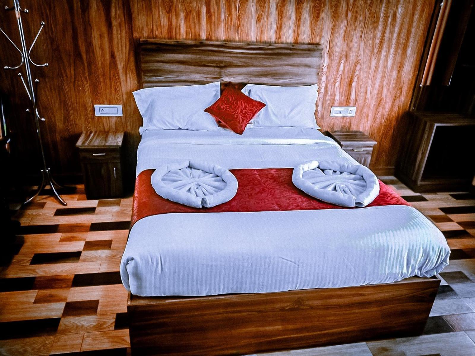 Don'S River Valley Jungle Resort Maraiyūr Zewnętrze zdjęcie